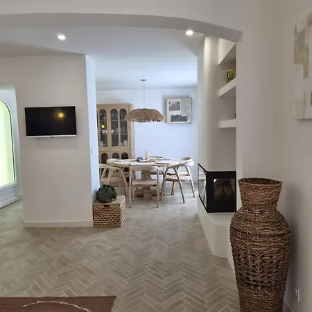 Villa 4 Bedrooms Near By Sweet Saint-Raphaël